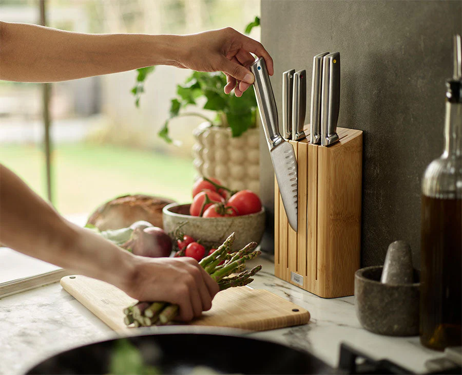 Elevate™ Steel Knives Bamboo 5-piece Set - Image 2