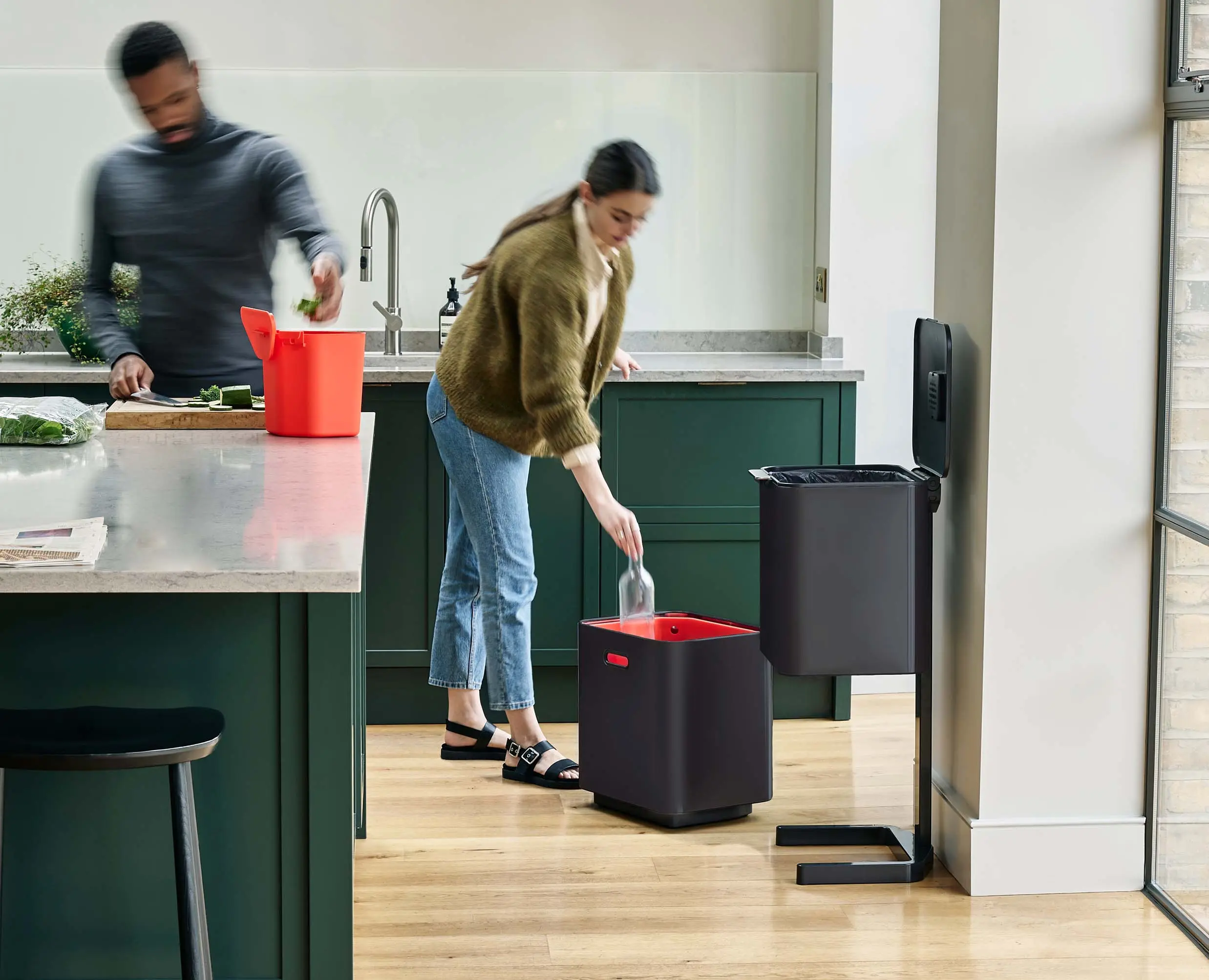 Totem Max 60L Black Waste & Recycling Bin Starter Set - Image 2